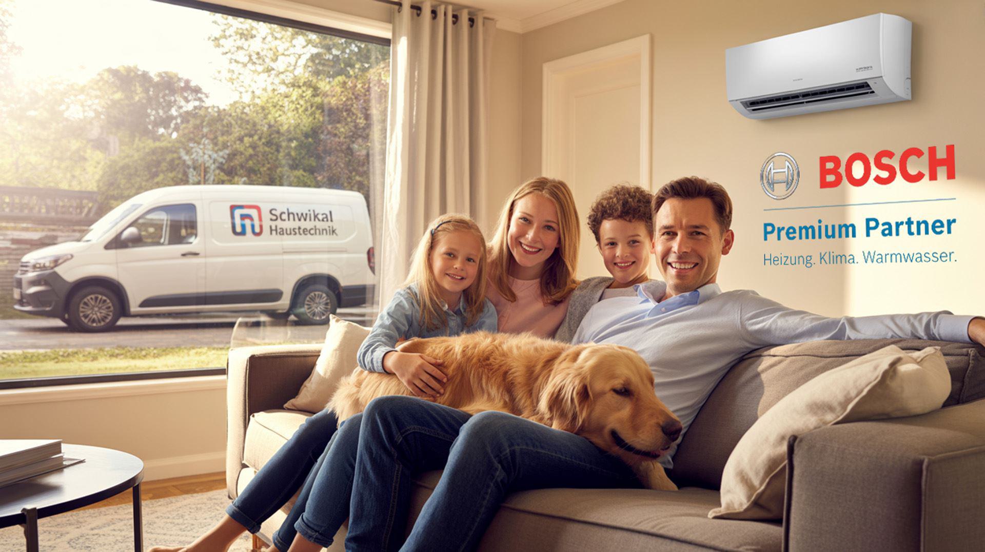 Familie im Wohnzimmer mit Bosch Klimanalage